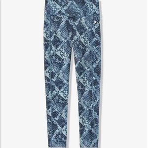 Vs pink Ultimate Leggings size small